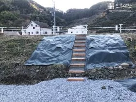 足もとの安全を確保する階段[施工後]