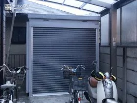 バイクや関連パーツを保管するバイクガレージ
