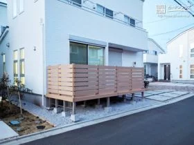 木調カラーでお住まいを明るく彩るウッドデッキ設置工事