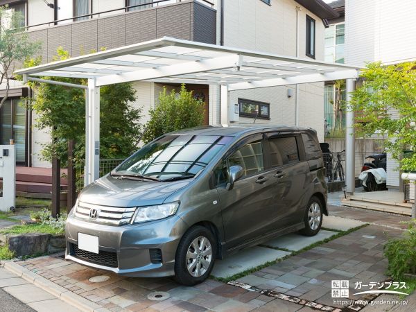 外構施工例一覧 カーポート 100万円 150万円 外構工事のガーデンプラス