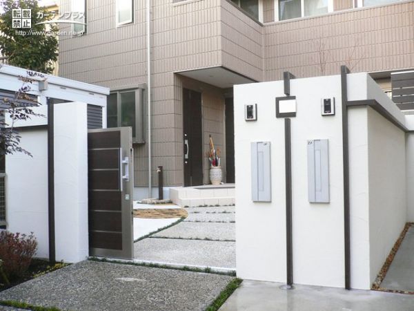 二世帯住宅 門柱の外構施工例一覧 外構工事のガーデンプラス 二世帯住宅 門柱の外構施工例一覧 外構工事のガーデンプラス