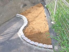 外構施工例一覧 ドッグラン 縁石 花壇 50万円まで 画像表示 外構工事のガーデンプラス