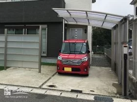 機能美を追求したデザインのカーポート[施工後]