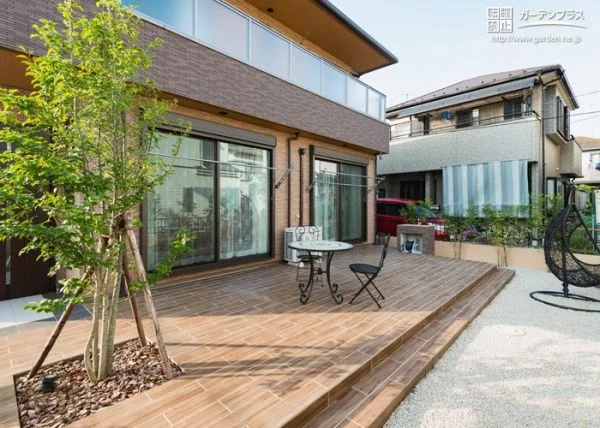 和洋二つのテイストでお庭の静と動を楽しむ新築外構一式工事