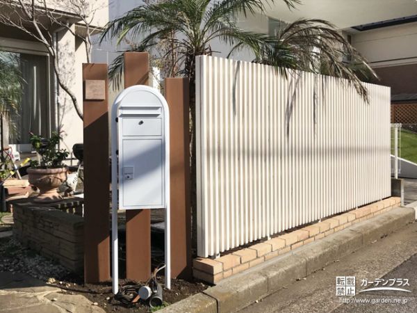 縦格子のおすすめ目隠しの外構施工例一覧 外構工事のガーデンプラス