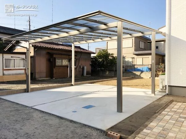 No.9543 スタイリッシュで軽快なカーポートがお住まいを引き立てる新築外構一式工事