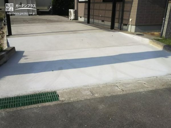 勾配が緩やかでお車での出入りがスムーズな駐車スペースのリフォーム工事 No 9685 駐車スペースの施工例 外構工事のガーデンプラス 勾配が緩やかでお車での出入りがスムーズな駐車スペースのリフォーム工事 No 9685 駐車スペースの施工例 外構工事のガーデンプラス