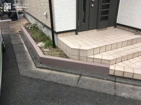 緑あふれるお家を支える花壇