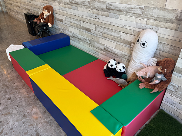 ガーデンプラス千葉中央の店舗内のキッズスペース