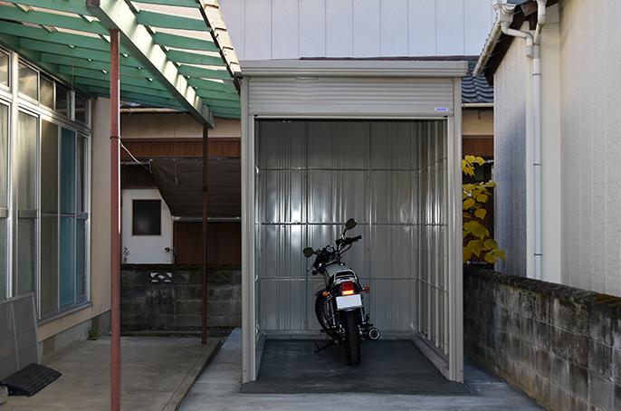 バイクガレージ | 駐輪スペース・自転車置き場 | 外構工事の