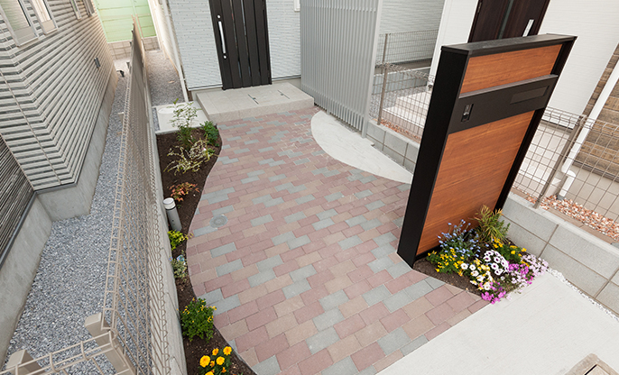 アプローチのインターロッキング舗装