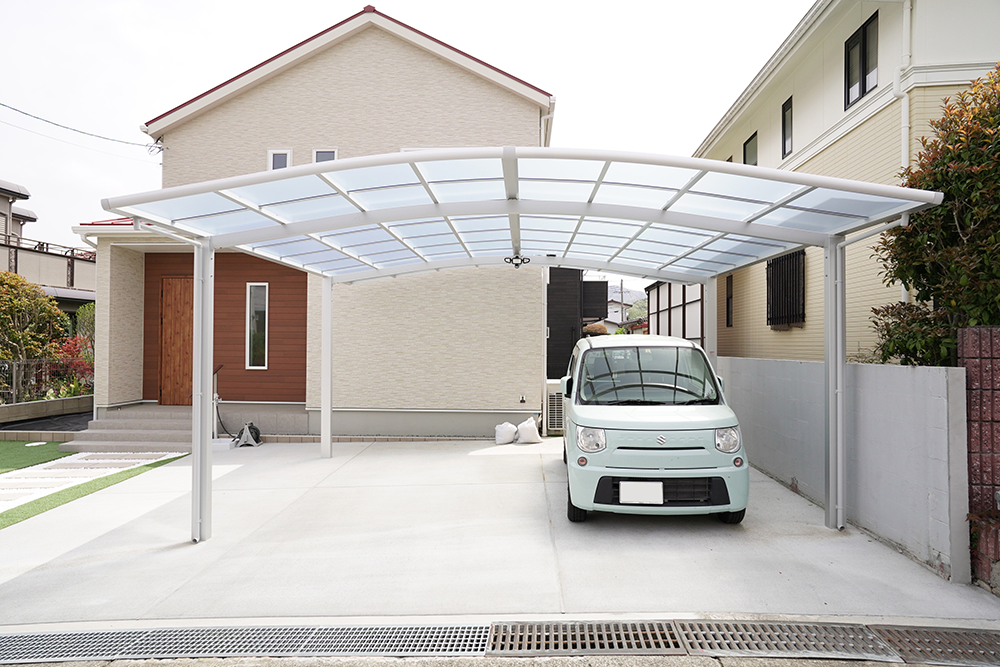 建物の干渉や高さなどの確認が大切なカーポート工事