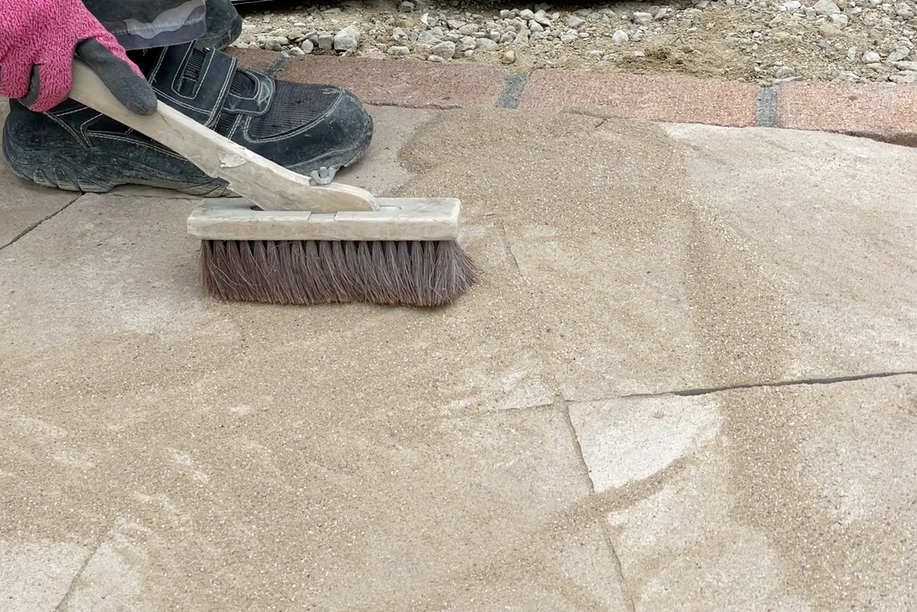 インターロッキングの目地に使用する目地砂