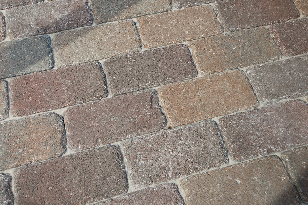 >馬目地を取り入れたインターロッキング工事