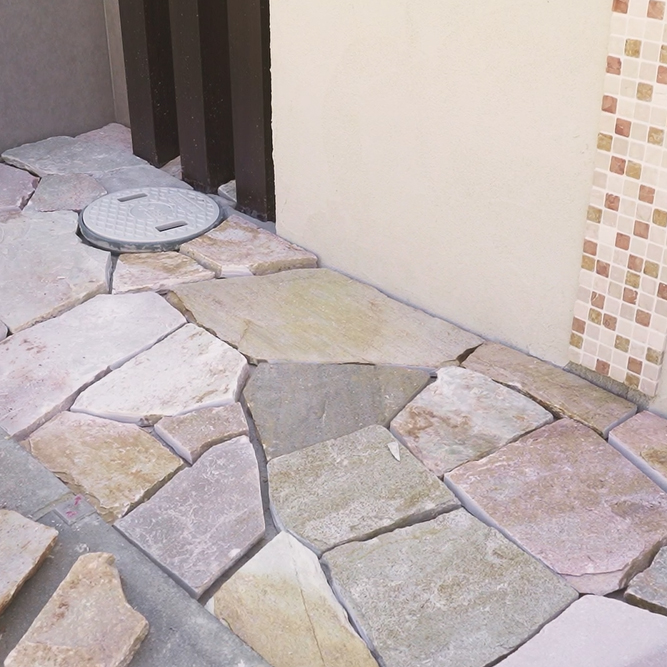 乱形石を仮置きします