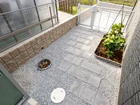 雑草が生えにくいお庭