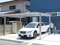 広々とした駐車スペース