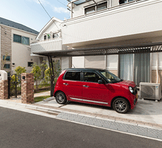 敷地を有効活用した駐車スペース